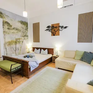  Hostel Acacia Hungary