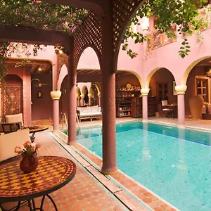 2* Riad Noga