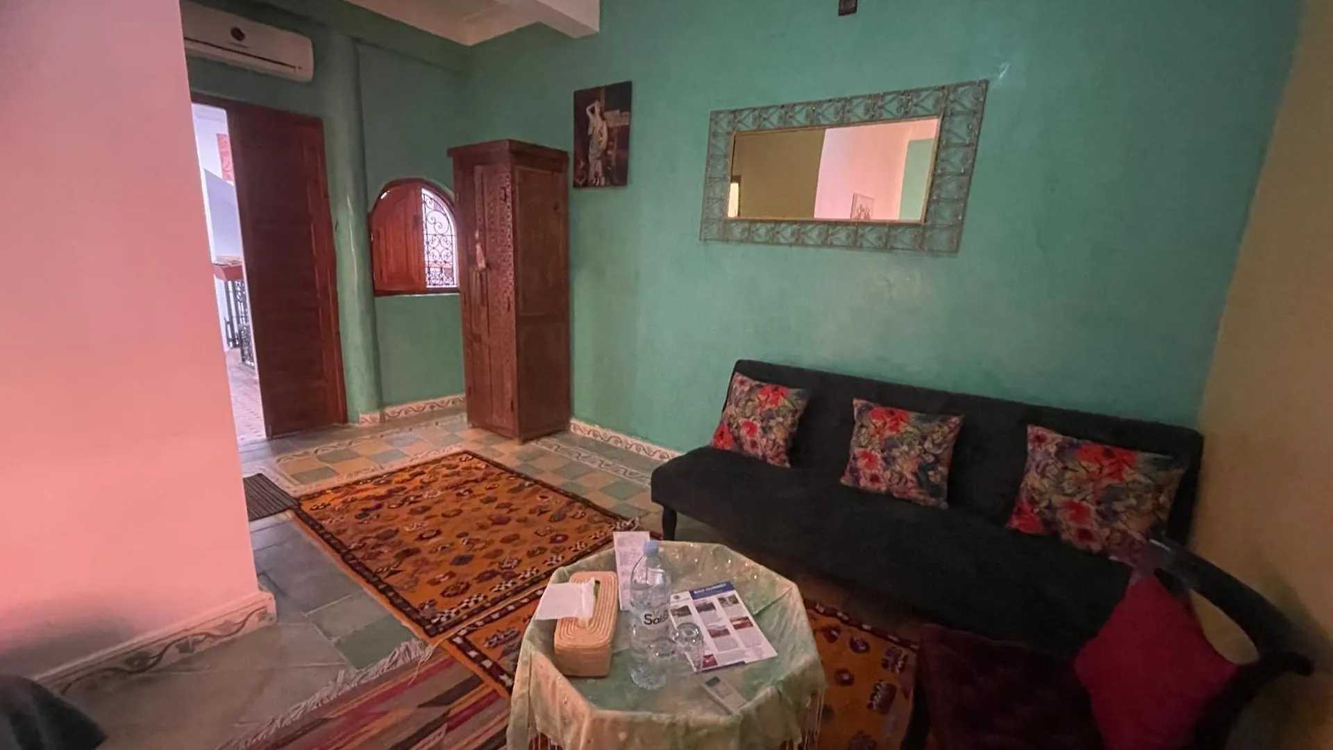Riad Ouhmidi Marrakesh 0*,  Maroc